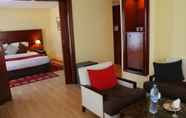 Bedroom 4 Rihab Hotel