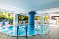 Swimming Pool Hotel Gabbiano