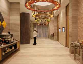 Sảnh chờ 2 Novotel Chennai OMR Hotel