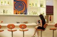 Quầy bar, cafe và phòng lounge ibis Chennai OMR Hotel