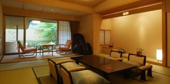 Kamar Tidur 4 Hotel Hananoyu