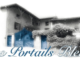 Exterior 2 Les Portails Bleus