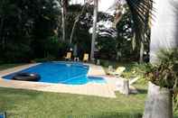 Swimming Pool The Guest House Pongola