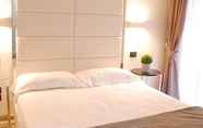 Bedroom 4 LHP Suite Rapallo