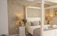 Bedroom 4 Le Bouchon Brasserie & Hotel