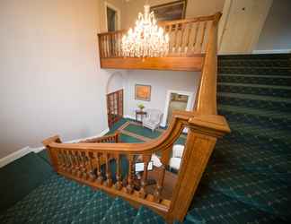 Lobby 2 Catthorpe Manor Estate