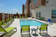 Swimming Pool Best Western Plus Pflugerville