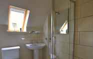 Toilet Kamar 7 Brae House Bed & Breakfast