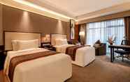 Bedroom 2 Howard Johnson Jinyi Hotel Chongqing