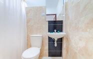 In-room Bathroom 3 Hotel Caravana Cucuta