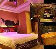 Bedroom 4 YES Hotel Shanghai