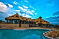 Swimming Pool Letsatsi Game Lodge