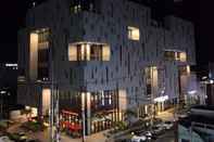 Exterior J Square Hotel