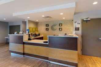 Lobby 4 Comfort Inn & Suites