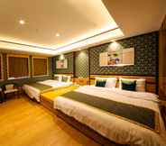 Bedroom 2 Four Points By Sheraton Heyuan Resort