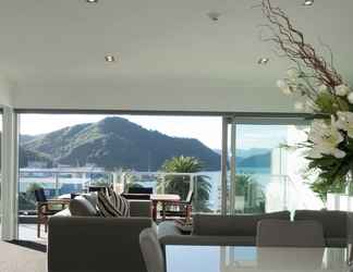 Lobby 2 Luxury Waterfront Apartments Picton