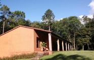 Exterior 2 Ytororo Lodge