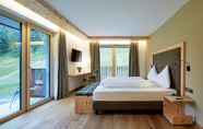 Kamar Tidur 6 Suitehotel Gampen