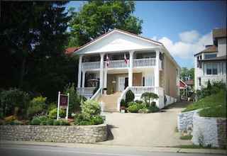 Exterior 4 Niagara Classic B&B