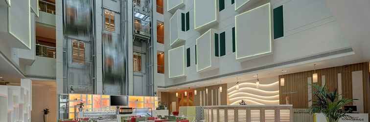 Lobi Al Khoory Atrium Hotel