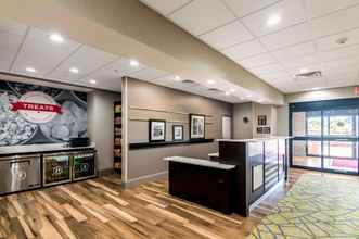 Lobby 4 Hampton Inn Oklahoma City Northeast