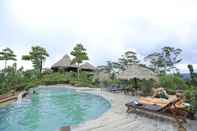 Swimming Pool 98 Acres Resort & Spa