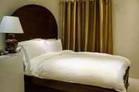 Kamar Tidur Ritz Hotel