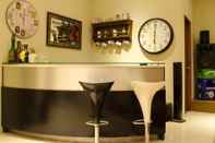 Bar, Kafe, dan Lounge Ritz Hotel