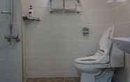 Toilet Kamar 5 Novaluz Tourist Hotel