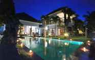 Swimming Pool 2 Blue Marlin Bali