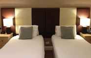 Kamar Tidur 6 Allerton Court Hotel