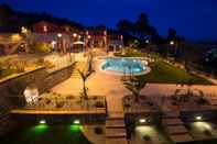 Swimming Pool Leonardo Resort