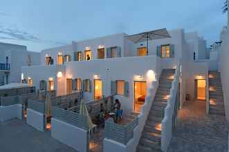 Exterior 4 Porto Naoussa - Adults Only