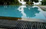 Swimming Pool 4 Giman Free Beach Resort