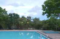 Swimming Pool Giman Free Beach Resort