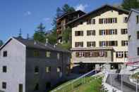 Exterior Youth Hostel Zermatt