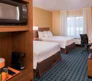 Bedroom 7 Fairfield Inn & Suites by Marriott Huntington