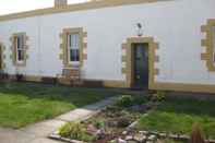 Exterior Aberdeen Lighthouse Cottages