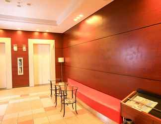 Sảnh chờ 2 Smile Hotel Nagoya Sakae