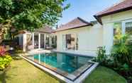 Swimming Pool 6 Suites & Villas at Sofitel Bali