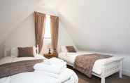 Kamar Tidur 7 The Harvard Inn