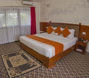 Kamar Tidur 3 Hotel Jungle Crown