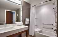 In-room Bathroom 3 Courtyard by Marriott Denver North/Westminster