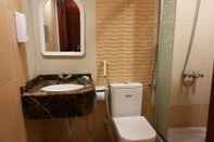 Toilet Kamar Jewar Al Bait Hotel