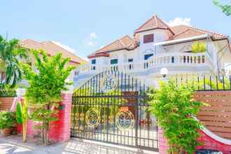 Exterior 4 Ratana Villa - Pattaya Holiday House Walking Street