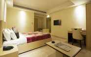 Bedroom 6 Mayur Hotel