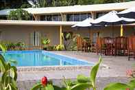 Swimming Pool Huon Gulf Hotel & Apartments