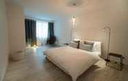 Bedroom 7 Paradeplatz Apartment by Airhome