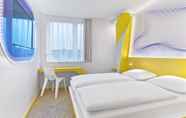 Bedroom 2 prizeotel Hannover-City