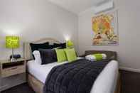 Kamar Tidur Oval Motel